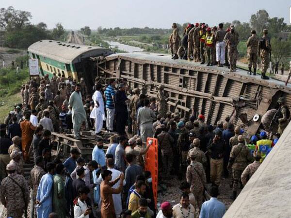 Pakistan crisis baloch separatists at Peshawar bound train Passengers taken hostage bsm