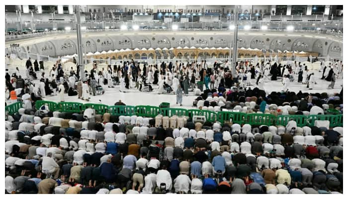 Officials handling International languages are appointed in Makkah Haram 