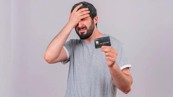 Credit Card Mistakes: Who Should Avoid Credit Cards and be Safe