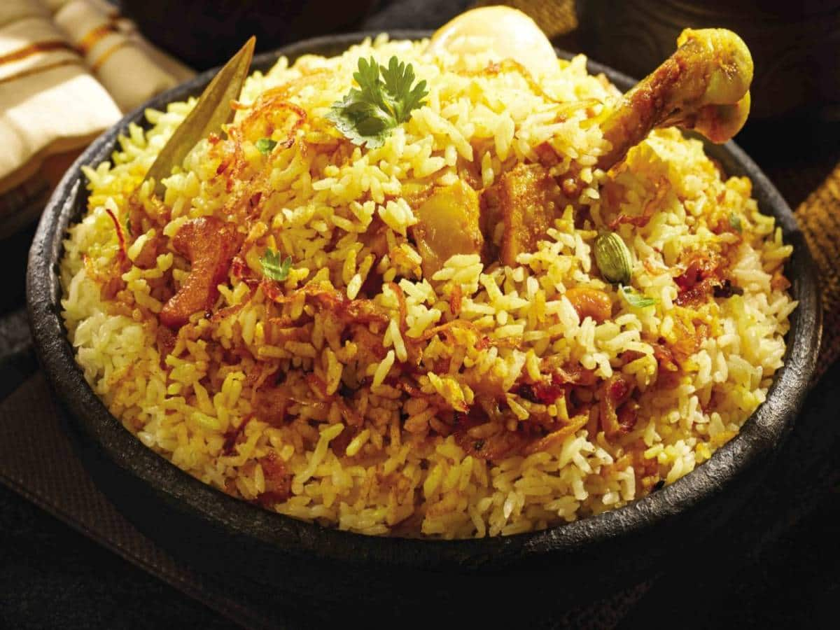 Make this Sunday Special Kozhikode Biryani at home easy recipe here