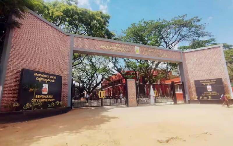 Bangalore City University has no permanent lecturers and staff