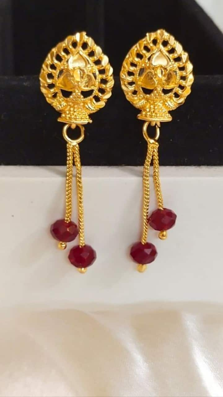 Chain Gold Earring Designs for Women kvn