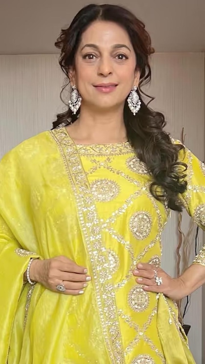 1. జూహీ చావ్లా
