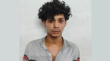 Police overpower Lakshadweep Man by slapping SIs face Police overpower Lakshadweep Man by slapping SIs face