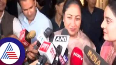 Delhi CM Rekha Gupta at Iftar party Country should move forward with peace and social harmony rav Delhi CM Rekha Gupta at Iftar party Country should move forward with peace and social harmony rav