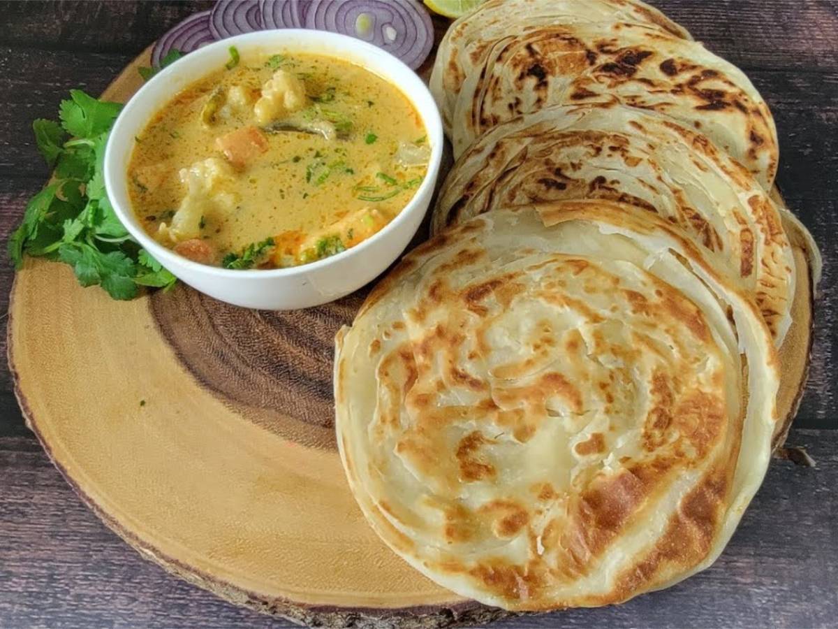kerala style potato ishtu with parotta for vegetarian