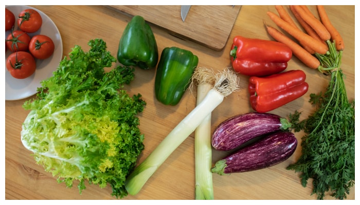These 5 food items should not be stored on the kitchen countertop heres why