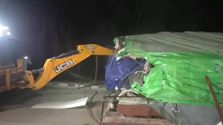 Punjab Police demolished the tents 