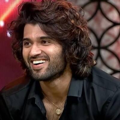 గద్దర్ తెలంగాణ ఫిల్మ్ అవార్డులపై స్పందించిన విజయ్ దేవరకొండ , కాంతారావు స్మారకం గురించి ఏమన్నాడంటే?
