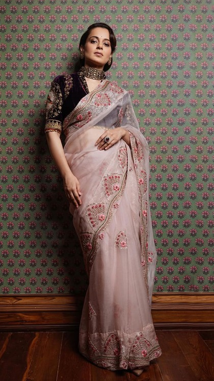 Look Classic Like Kangana Ranaut, Wear These 8 Saree Designs