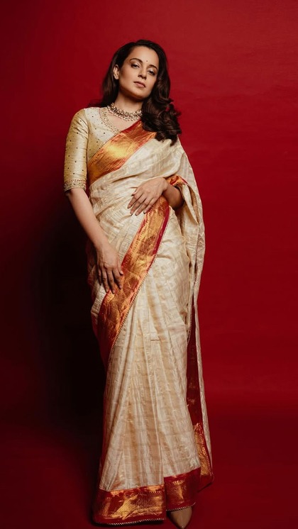 Kangana Looks Classic in a Saree