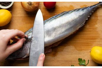 Here are some tips to get rid of the fishy smell in the kitchen