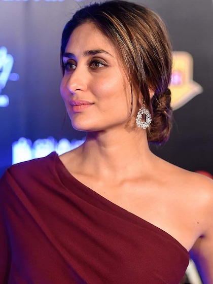 <p>ఒక పాత ఇంటర్వ్యూలో, <a href="https://newsable.asianetnews.com/tag/kareena-kapoor-khan" rel="nofollow" target="_blank">కరీనా కపూర్</a> కాంగ్రెస్ నాయకుడు రాహుల్ గాంధీతో డేటింగ్ చేయాలనుకున్నట్లు నిర్మొహమాటంగా అంగీకరించింది.</p>
