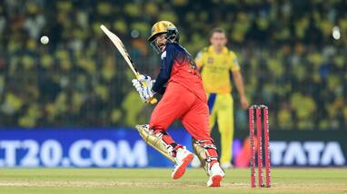 IPL 28-03-2025 Chennai Super Kings vs Royal Challengers Bengaluru live score updates, RCB set 197 runs target for cs IPL 28-03-2025 Chennai Super Kings vs Royal Challengers Bengaluru live score updates, RCB set 197 runs target for cs