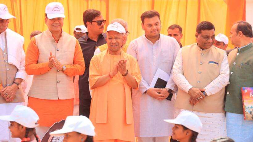 CM Yogi inaugurated development projects in Bareilly