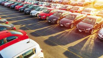 Car Prices: వామ్మో.. అన్ని కార్ల కంపెనీలు ధరలు పెంచేశాయి. ఇక కారు కొనడం కష్టమేనా?