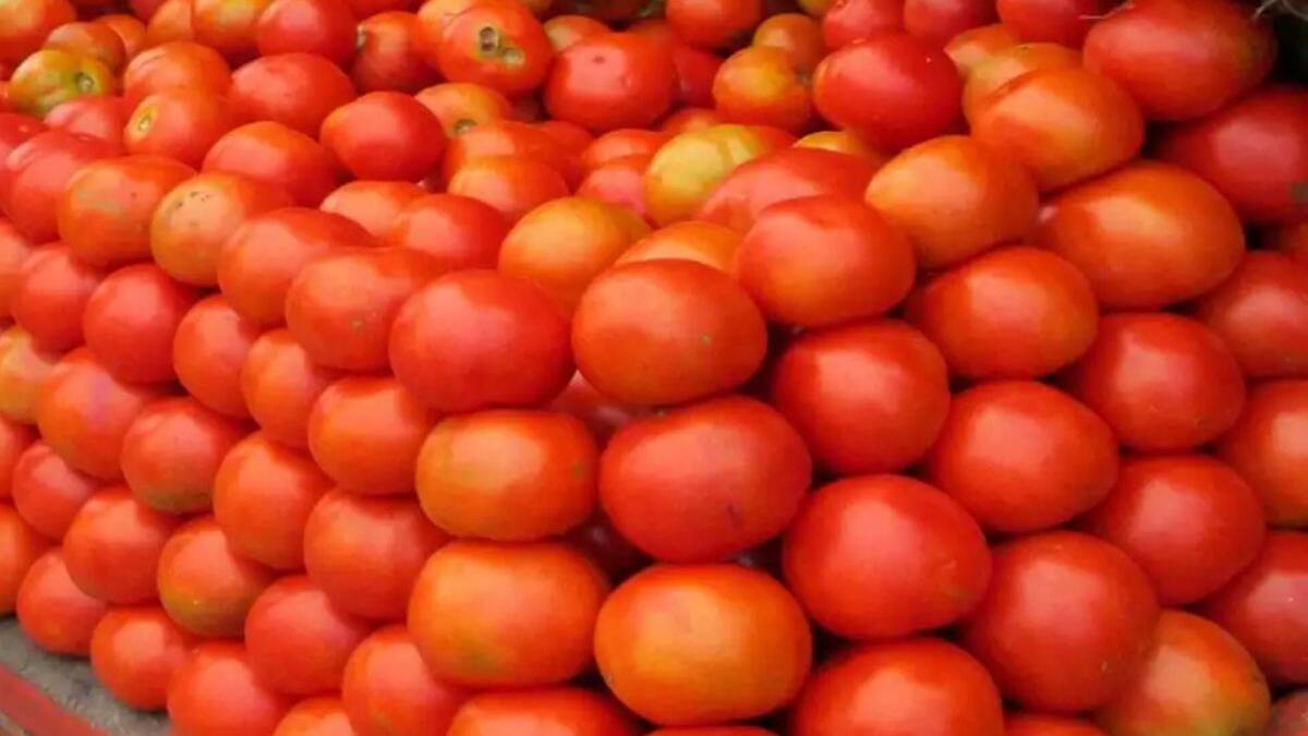 Inflation hits pakistan