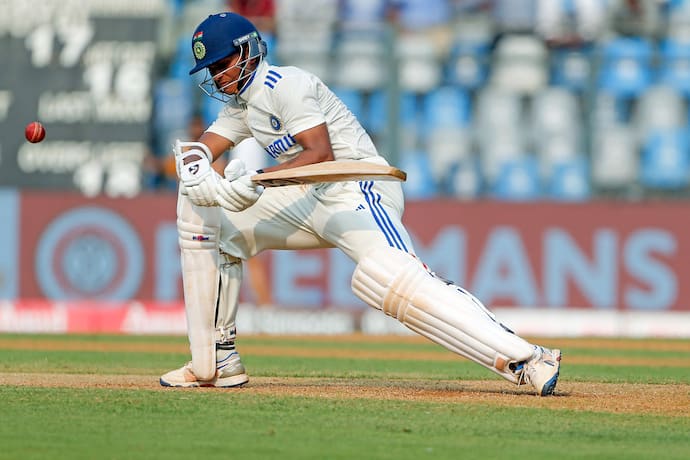 Jaiswal makes Mumbai return