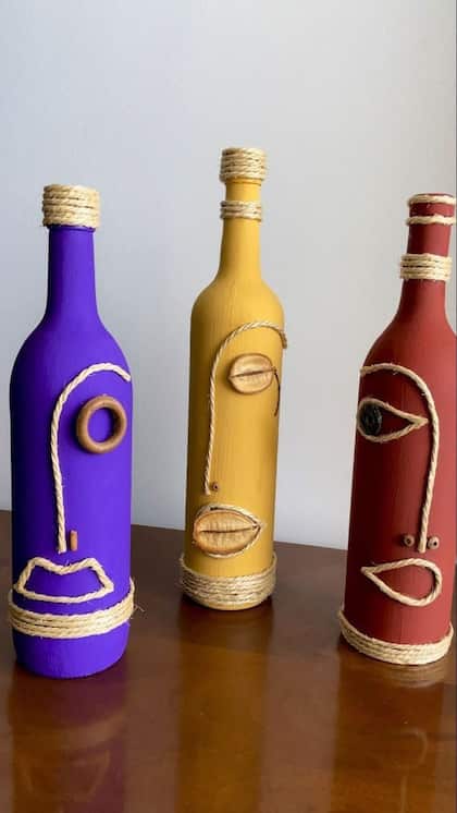 Create a Bottle Face with Jute