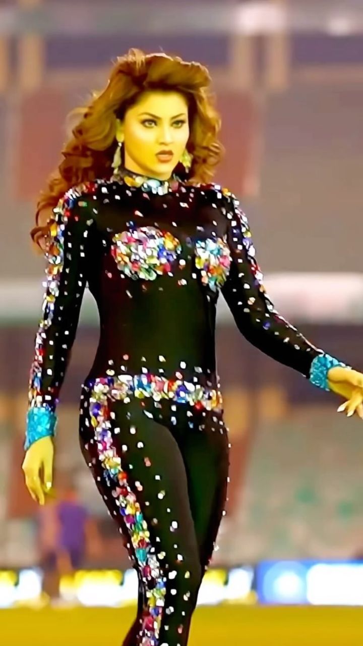 ಜಾಟ್ ಸಿನಿಮಾದಲ್ಲಿ ಊರ್ವಶಿ ಕುಣಿತದ ಗಮ್ಮತ್ತು, ಸಖತ್ ಸದ್ದು ಮಾಡ್ತಾ ಇದೆ ‘ಟಚ್ ಕಿಯಾ’ ಸಾಂಗ್!