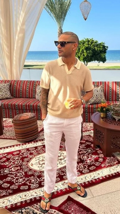 Shikhar Dhawan in discussion