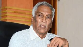 టాలీవుడ్ లో రివర్స్ కాస్టింగ్ కౌచ్, దానికి రెడీ అని హీరోయిన్లే ఛాన్స్ ఇస్తారు, బాంబు పేల్చిన తమ్మారెడ్డి
