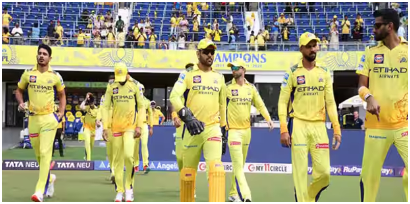 IPL 2026 पूर्वी चेन्नई सुपर किंग या 10 खेळाडूंना दाखवणार घरचा रस्ता, हा आहे मास्टर प्लान!