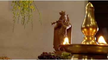 Vishu today renews memories of prosperity and agricultural prosperity; Huge crowd of devotees in Guruvayur and Sabarimala temples Vishu today renews memories of prosperity and agricultural prosperity; Huge crowd of devotees in Guruvayur and Sabarimala temples