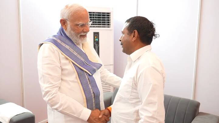 PM Modi met Rampal Kashyap 