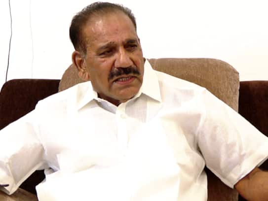 AK Saseendran Kerala Forest minister seeks report on Athirappilly elephant attack twin death