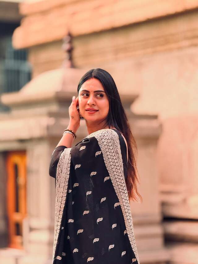 Deepika Das simple and elegant look pav