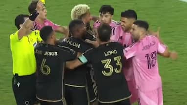 Suarez bites again this time his teammate, video Suarez bites again this time his teammate, video