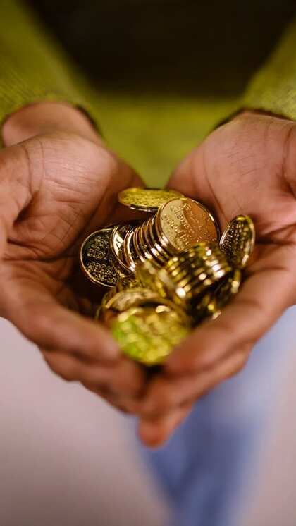 Saudi Arabia Gold Rate on April 28: 24k 8 gm gold DROPS by SAR 24