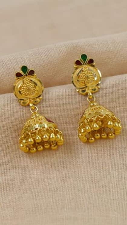 Gold: రెండు గ్రాముల్లో బంగారు జుంకాలు, అదిరిపోయే డిజైన్లు