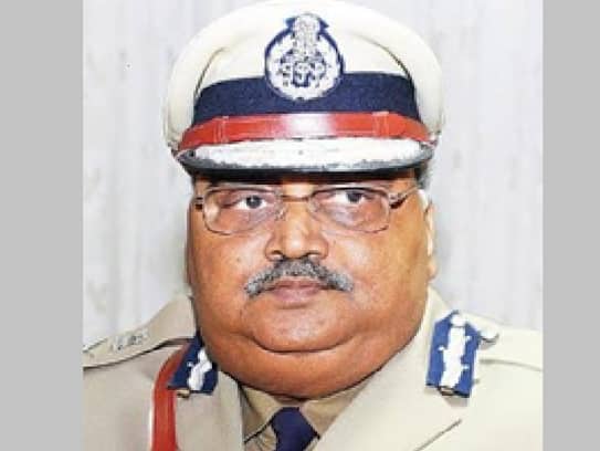 Former Karnataka DGP Om Prakash Murdered By Wife Family Dispute Suspected in telugu VNR 