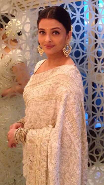 1. Off-White Chikankari Saree