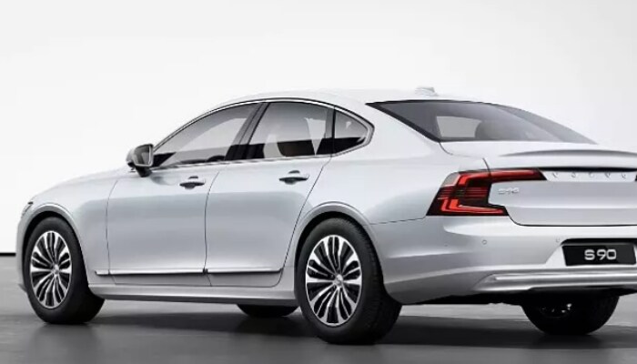 New Volvo S90 facelift debuts globally
