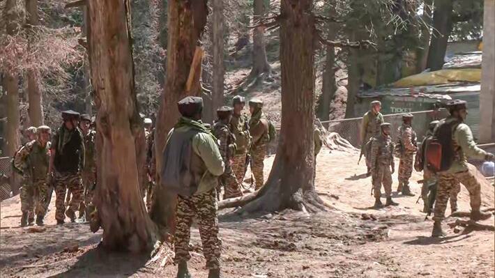 Army personnel arrive at Baisaran meadow