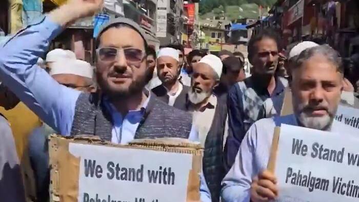 Jammu and Kashmir: People Hold Protest Against Pahalgam Attack in Anantnag