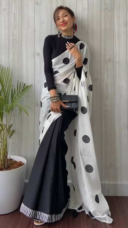  Black polka dots