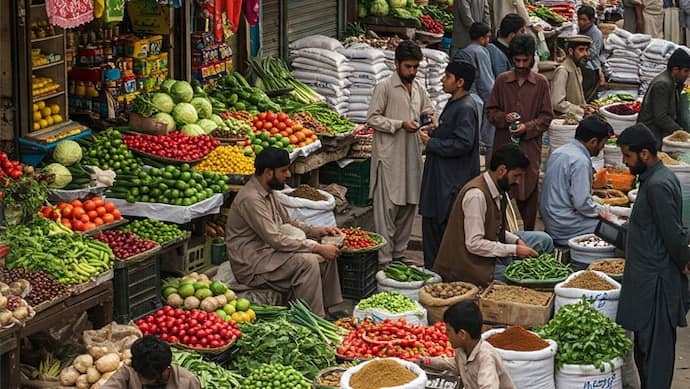 पाकिस्तान में महंगाई ने तोड़ा रिकॉर्ड