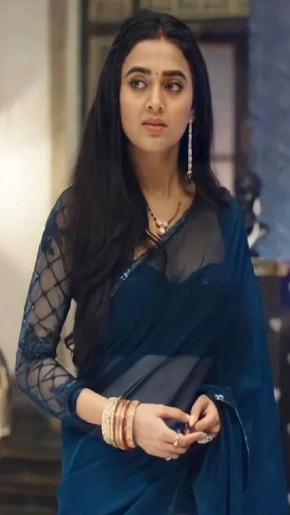 Full Sleeves Blouse Design
