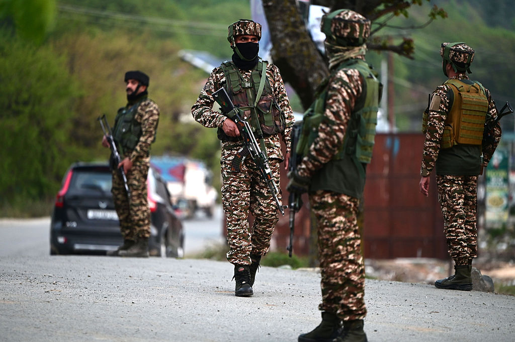 India's Defence Dilemma: Balancing Threats and Budgets | Asianet Newsable