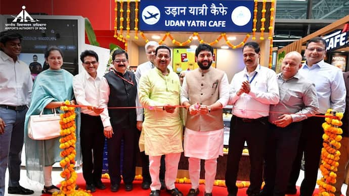 उड़ान यात्री कैफे में बेहद कम रेट पर चाय-नाश्ता