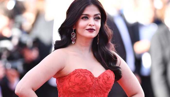 Aishwarya Rai 7 Love Affairs Before Marrying Abhishek Bachchan in telugu 