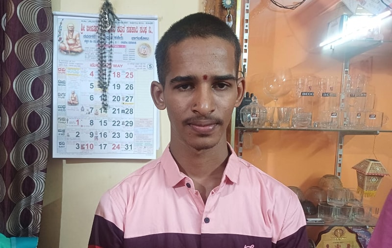 sslc result bagalkote parents feeds cake to son abhishek Who failed in 6 subjects gvd