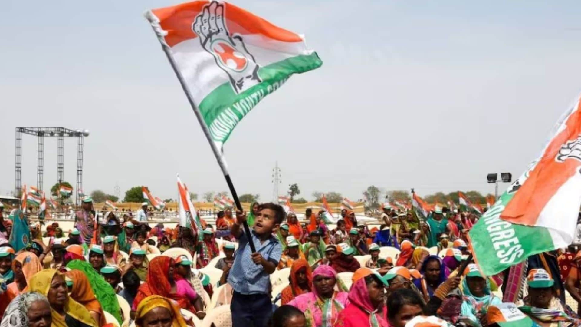 Congress protest meeting in Raichur on May 7 against the central government's price hike rav