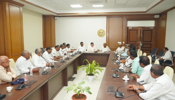 TGSRTC Strike Called Off after meeting