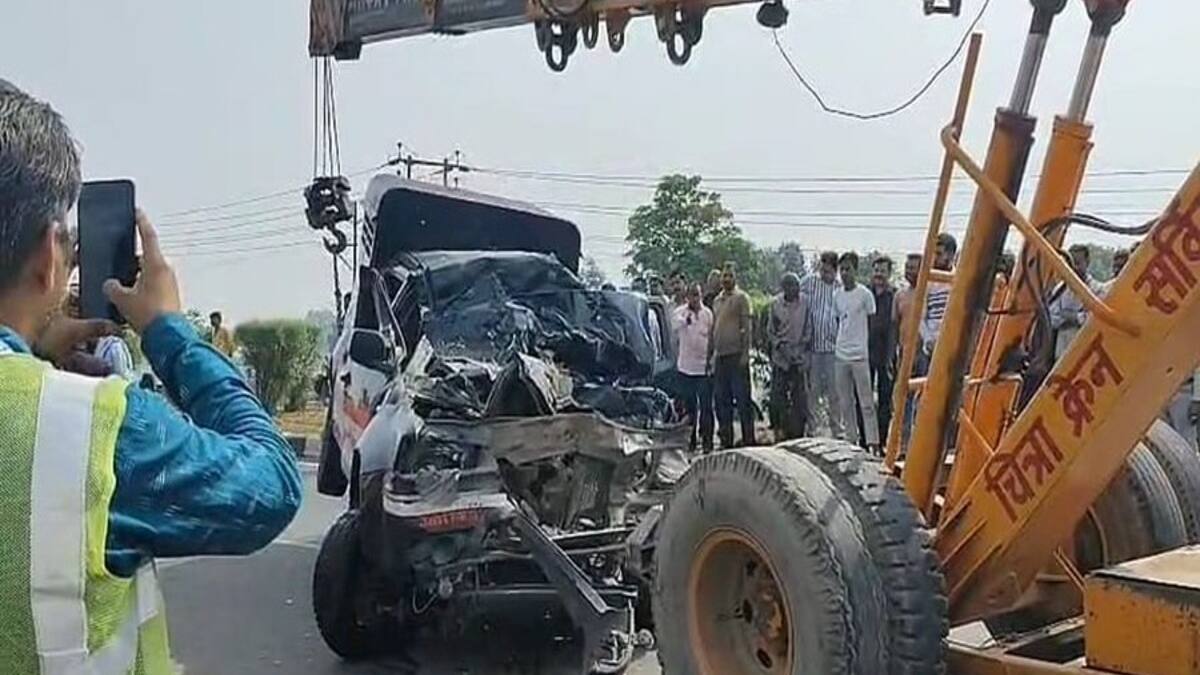 Aligarh police accident