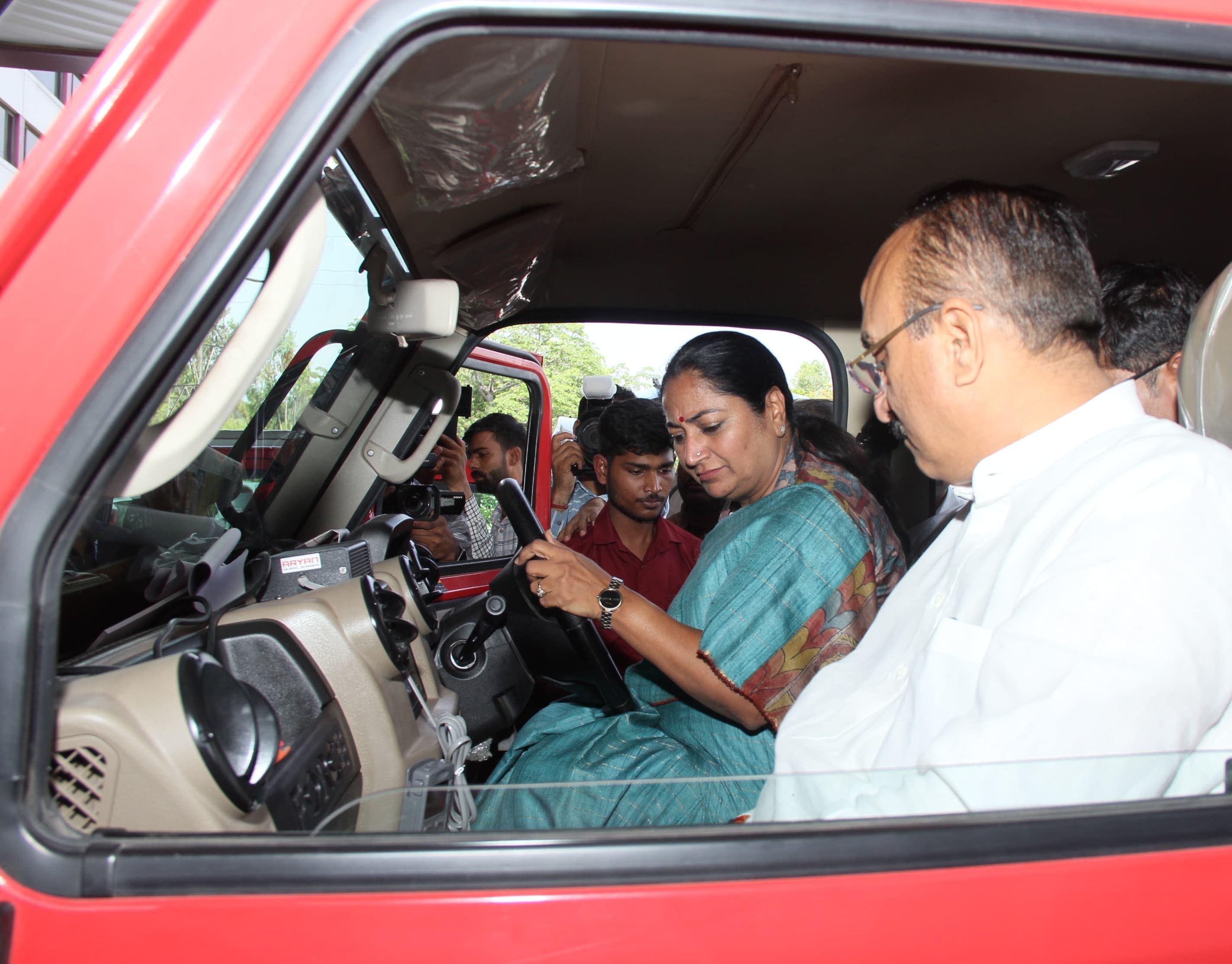 Delhi CM Rekha Gupta reviews quick response firefighting vehicles